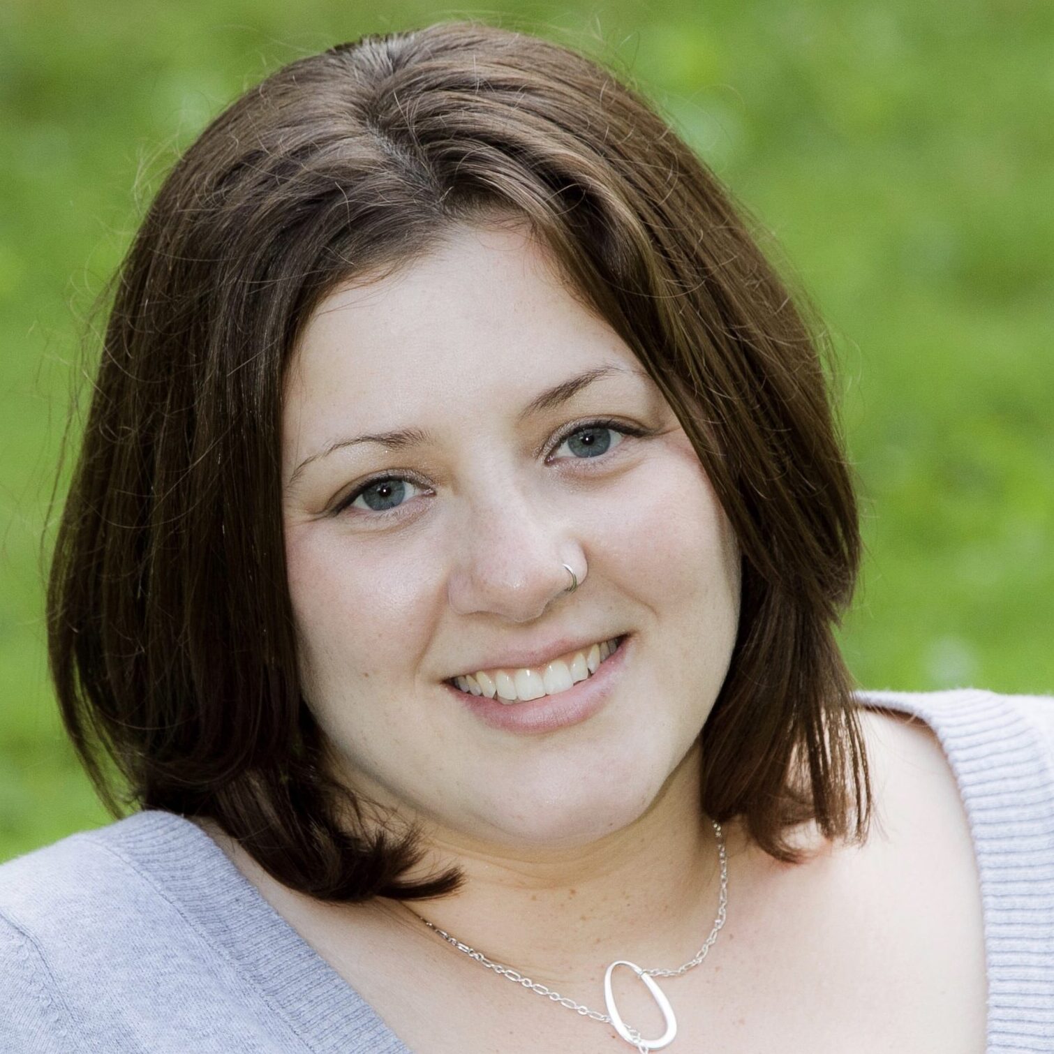 Headshot of Maggie Dowling